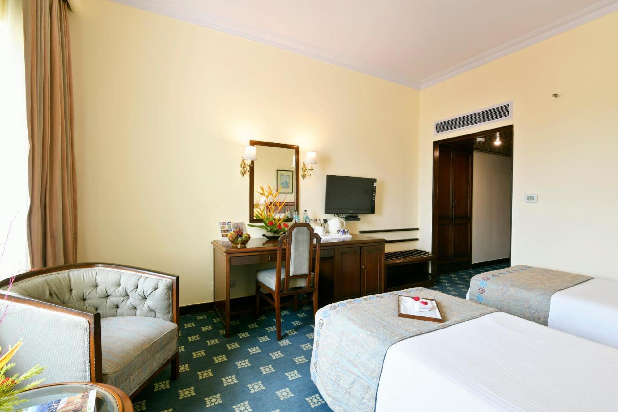 Peerless Hotel Kalkuta Zewnętrze zdjęcie