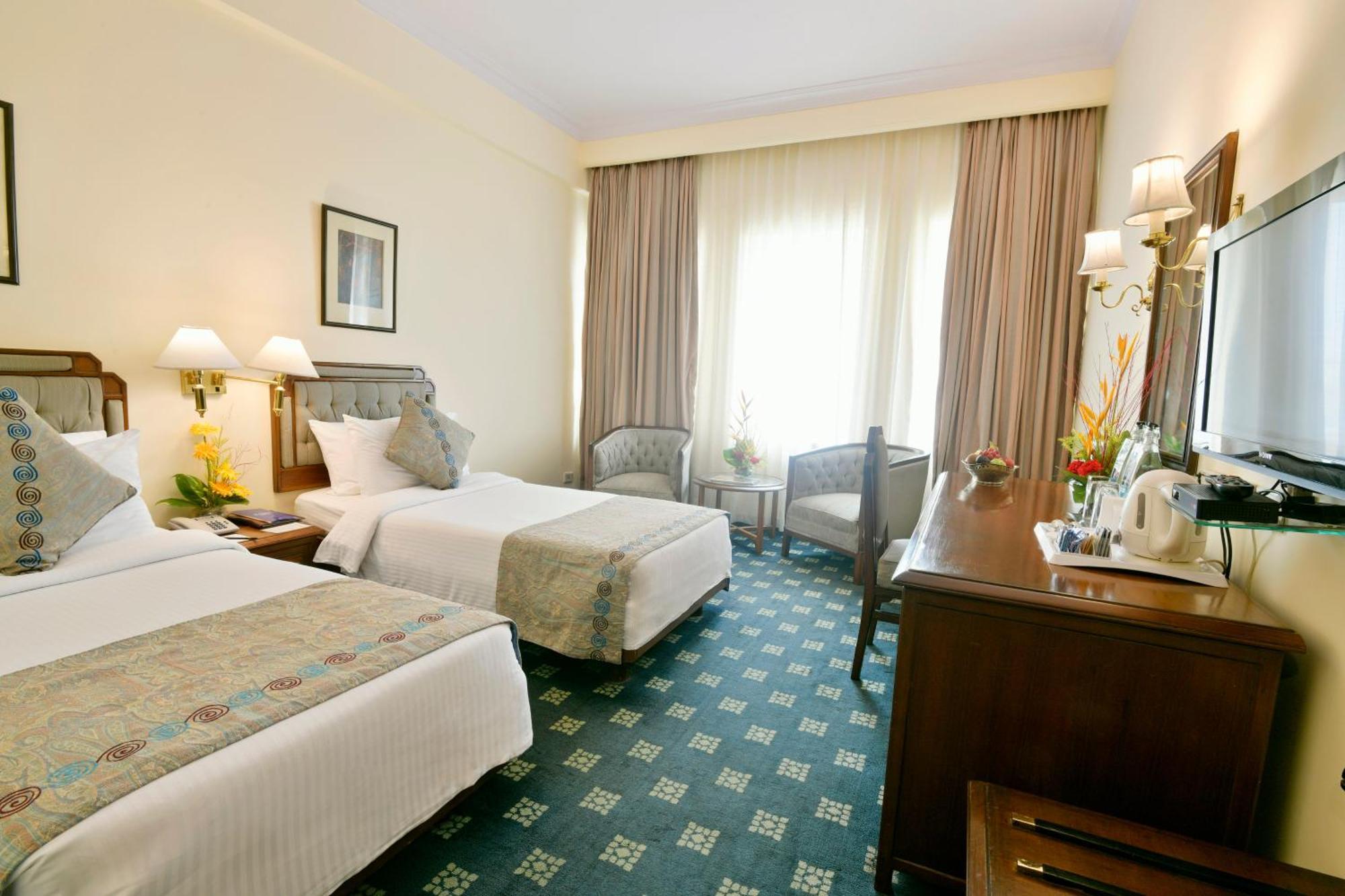 Peerless Hotel Kalkuta Zewnętrze zdjęcie